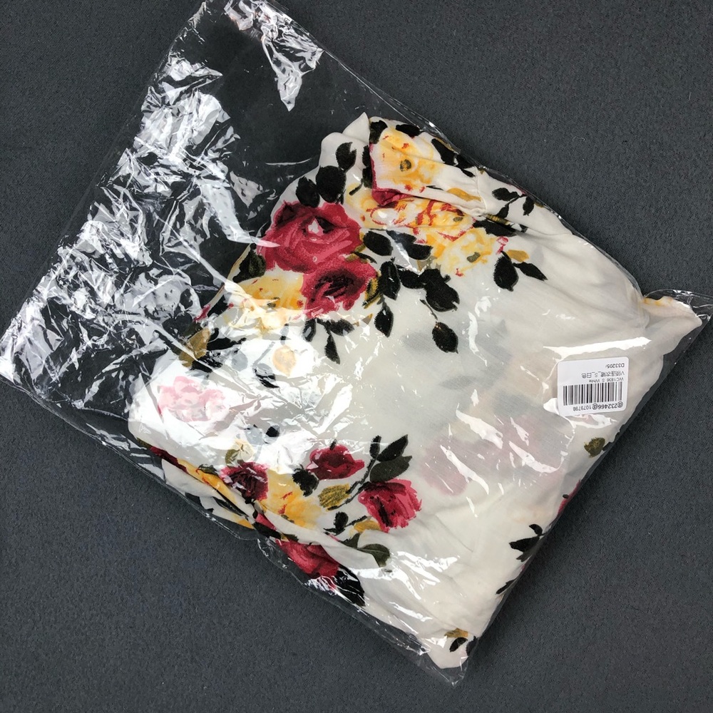 NWT White Floral Crochet Backless High Low Dress - Picture 7 of 7
